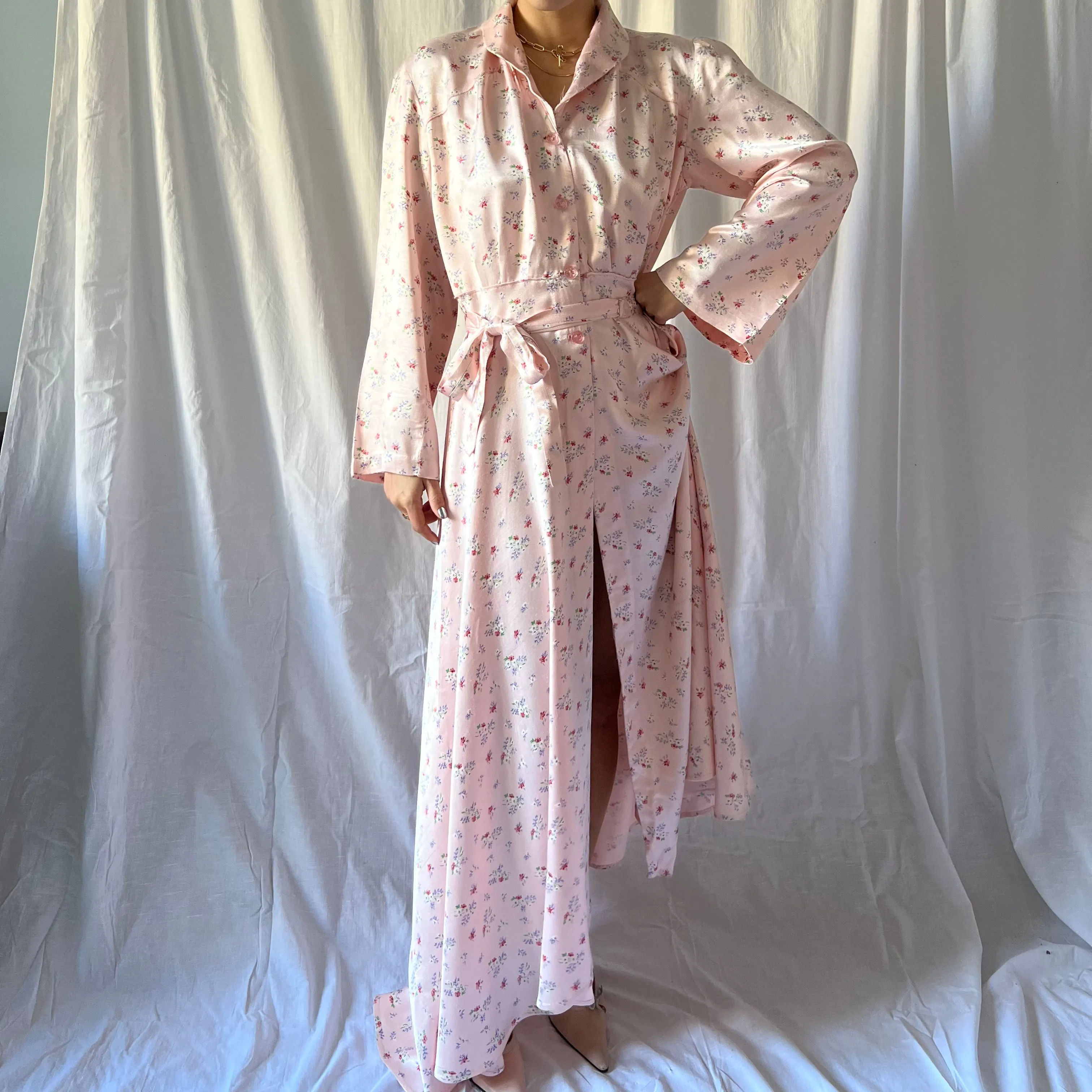 1930s floral gown robe soft pink silk satin