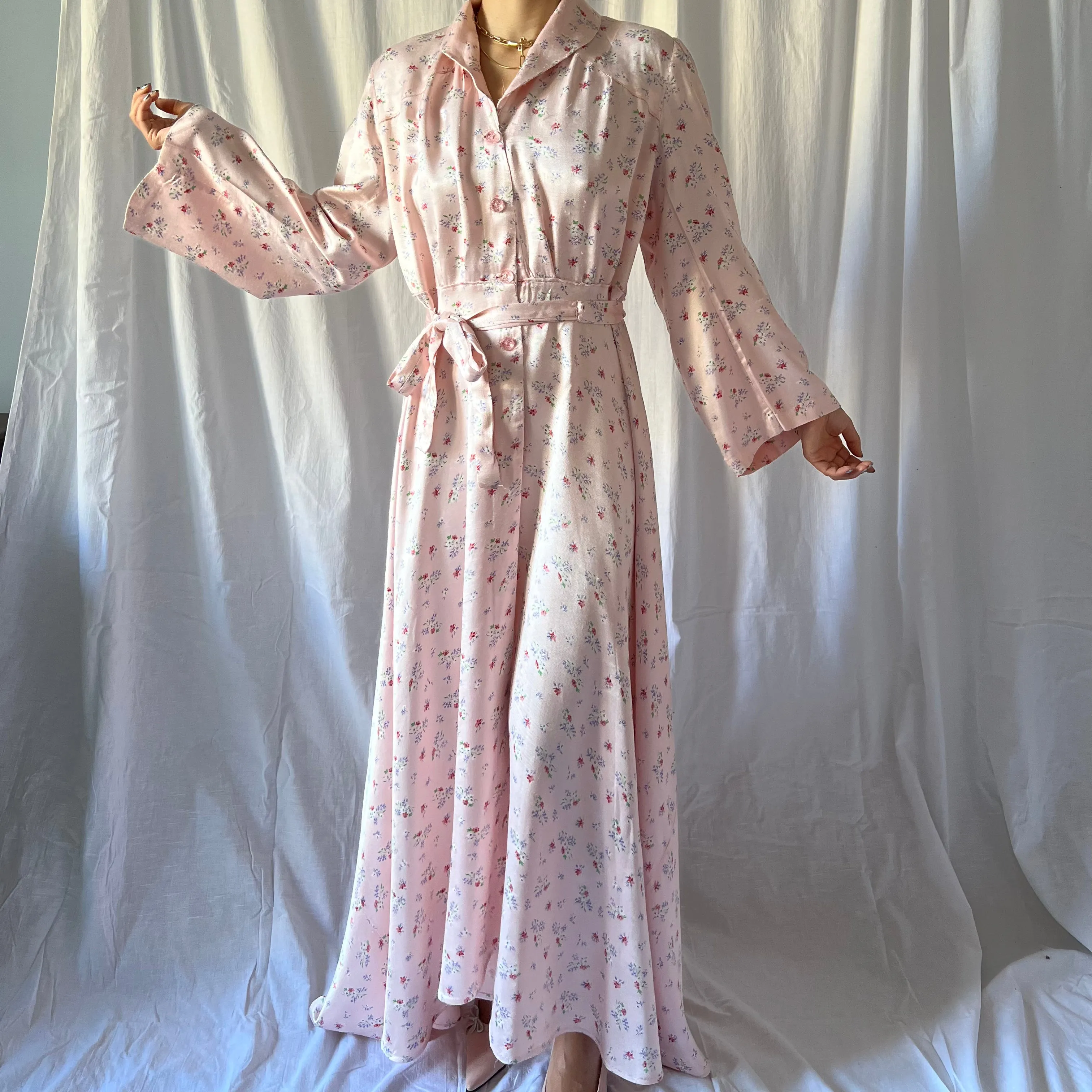 1930s floral gown robe soft pink silk satin