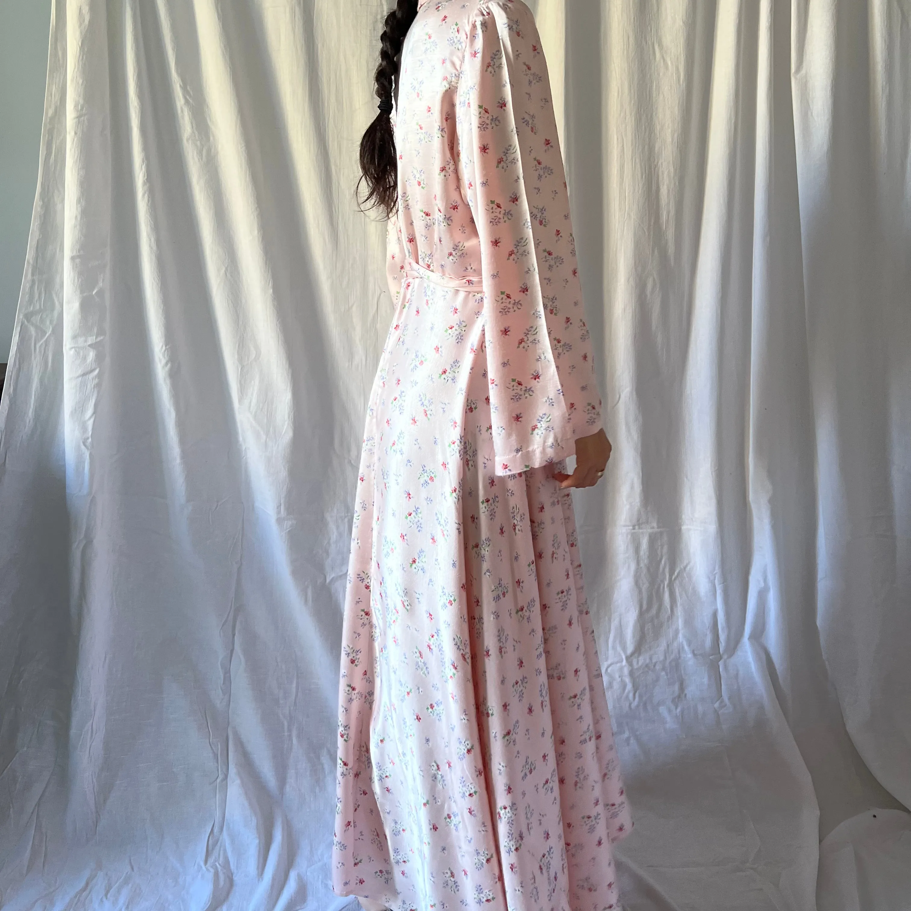 1930s floral gown robe soft pink silk satin