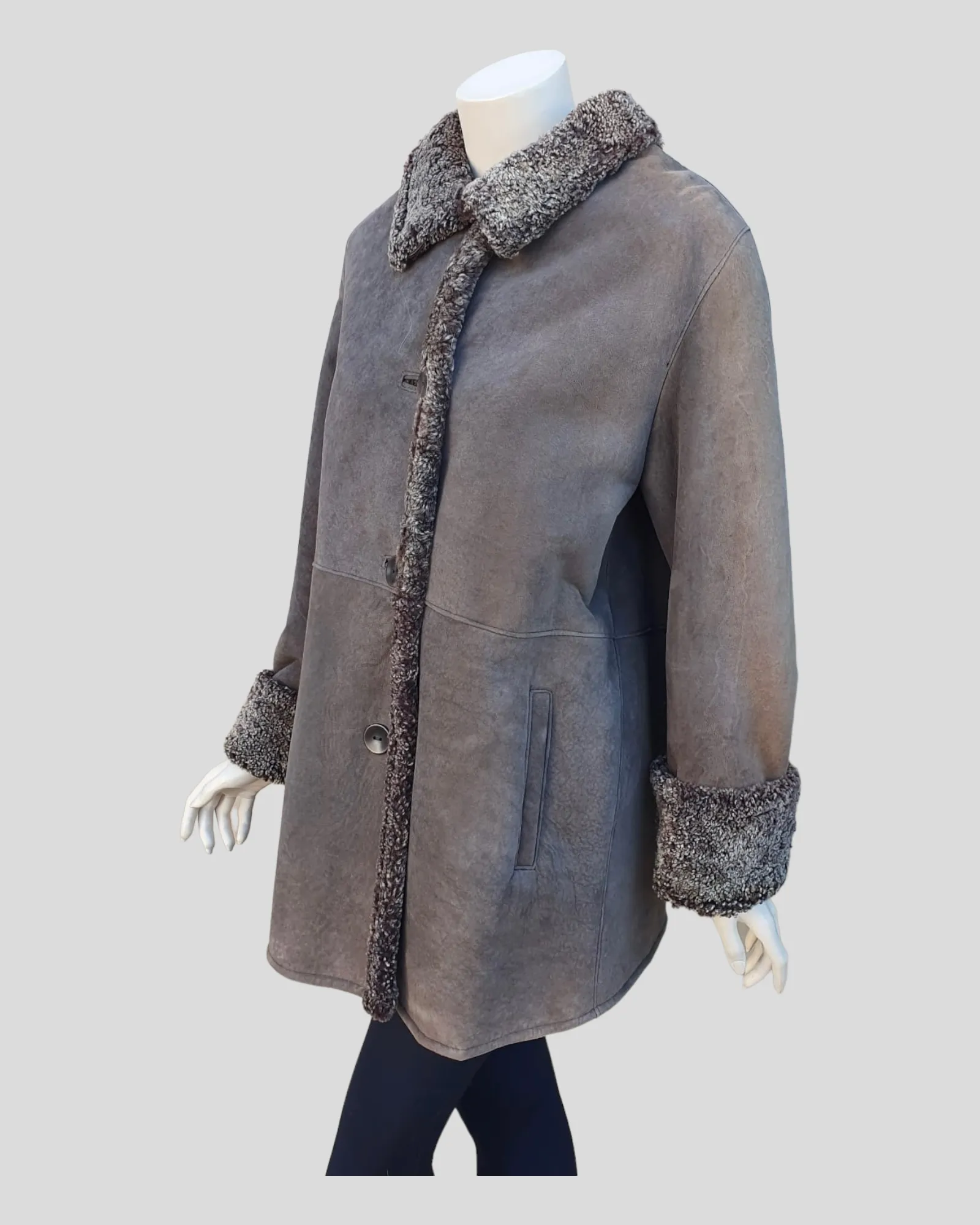 Vintage Distressed Spanish Merino Shearling Jacket -M (Never Been Worn!)